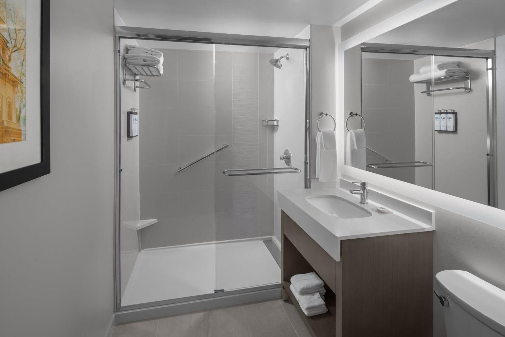 Hyatt House Raleigh Downtown/Seaboard Station Hotel Ruang foto